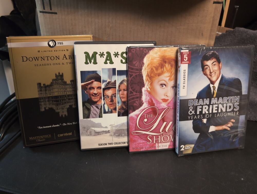 DVD Lot Tv MASH Downtown Abbey Lucy Show Dean Martin